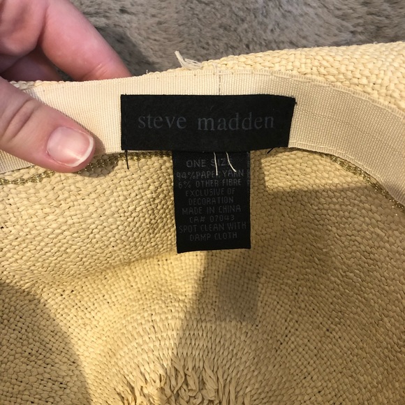 Steve Madden Beach Hat - Picture 5 of 5